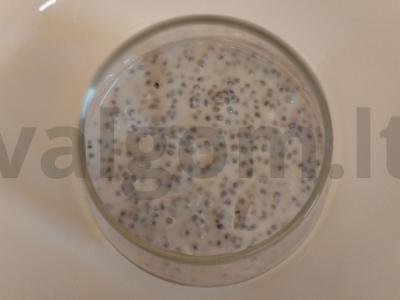 Kavos pudingas su vyšnių sultimis ir chia sėklomis Žingsnis 2