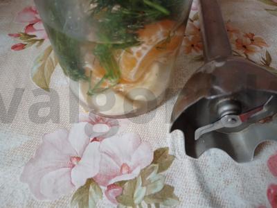 Banano ir mandarinų kokteilis su krapais Žingsnis 2