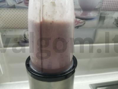 Pieno kokteilis su avižomis ir varške Žingsnis 4