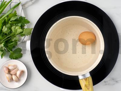 Sūrio rutuliukai su česnaku Žingsnis 1