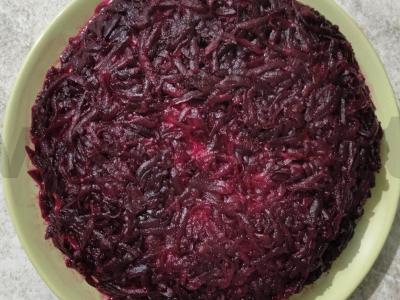 Švelni silkių salotos su obuoliais ir sūriu Žingsnis 7