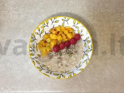 Avižinė košė su persiku ir avietėmis Žingsnis 4