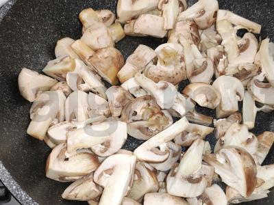 Perlo košė su grybais kaip garnyras Žingsnis 2