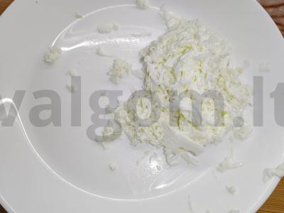 Sūrio ir kumpio ritinėliai Žingsnis 3