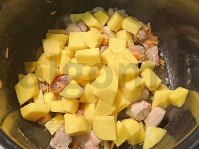 Mėsos barščiai lėtoje viryklėje Žingsnis 2