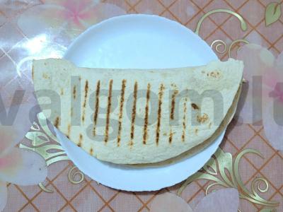 Sotūs pusryčiai iš tortilijos pagrindine nuotrauka