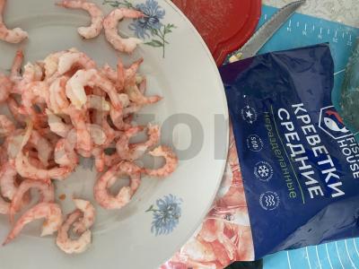 Salotas „Julius“ su krevetėmis Žingsnis 1