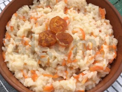 Ryžių košė su morkomis migdolų piene pagrindine nuotrauka