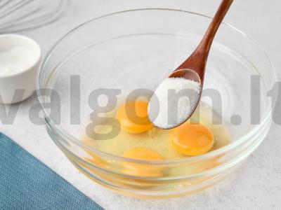 Varškės apkepas su aguonomis Žingsnis 2