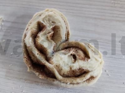 Cinamoniniai bandelės Žingsnis 6