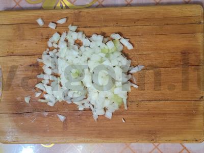 Sotūs krabų salotos su pupelėmis Žingsnis 1