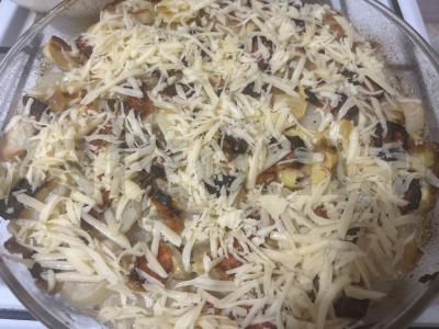 Bulvių ir faršo apkepas vakarienei Žingsnis 5