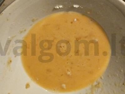 Auksiniu tešlos apvalkalu keptas karšis Žingsnis 3