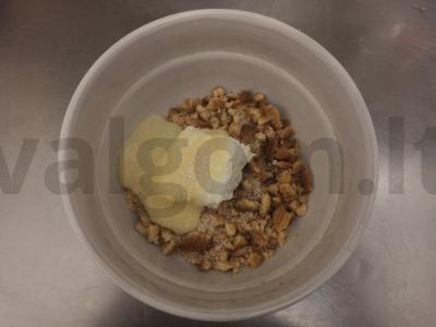 Varškės desertas su kokosų drožlėmis ir saldžiuoju pienu Žingsnis 2