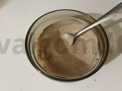 Vaikiškas pieno kokteilis su raugintu pienu „Ažūrinis“ Žingsnis 5