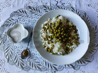 Vištienos filė, raugintų kopūstų ir žaliųjų žirnių salotos Žingsnis 5