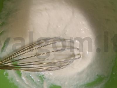 Pūsti blynai su pienu ir tirpintu sviestu Žingsnis 6