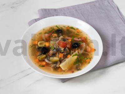 Sultinys su grybais ir bekonu pagrindine nuotrauka