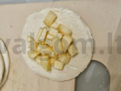 Traškūs pyragėliai su obuoliais Žingsnis 2