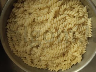 Namų makaronai su faršu ir konservuotais pomidorais Žingsnis 5