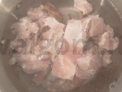 Ryškus sriuba su rūkytomis mėsomis Žingsnis 3