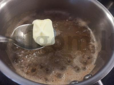 Grikių dribsniai su šviežiomis mėlynėmis pusryčiams Žingsnis 5