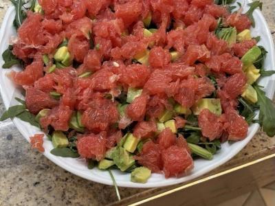 Salotos su krevetėmis, rukola ir avokadu Žingsnis 5