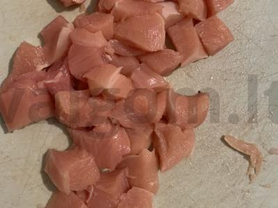 Namų vištienos faršas su baltu svogūnu Žingsnis 1