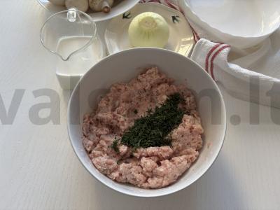 Kepti kotletai su grybų padažu Žingsnis 3