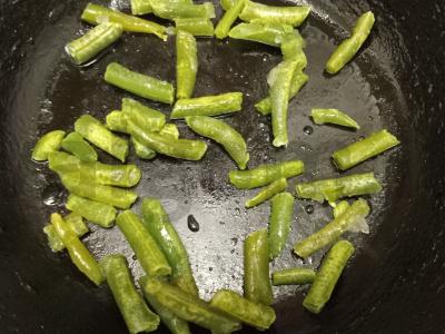 Pusryčiai su kuskusu, grybais ir žaliąja pupelių ankštimi Žingsnis 4