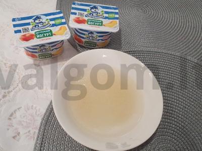 Varškės kremas su jogurtu „Šaltas rytas“ Žingsnis 1