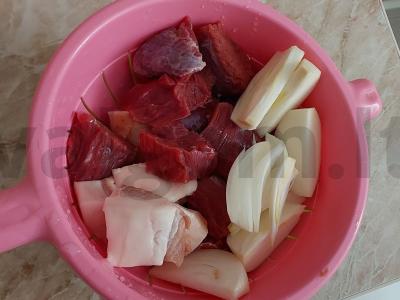 Sultingas belyšas su jautiena Žingsnis 1