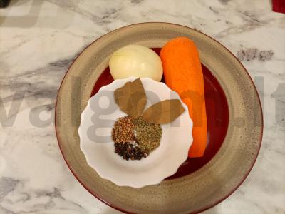 Kepinta kiaulienos kulšis su prieskoniais Žingsnis 4