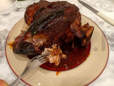 Kepinta kiaulienos kulšis su prieskoniais pagrindine nuotrauka