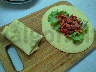 Lavašas su daržovių įdaru ir dešrelėmis Žingsnis 3