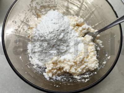 Patingėlių virtinukai iš varškės Žingsnis 2