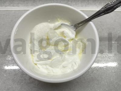 Patingėlių virtinukai iš varškės Žingsnis 6