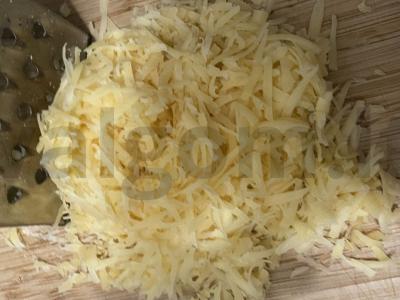 Pica su ananasais ir vištienos krūtinėle Žingsnis 5