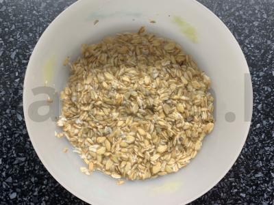 Avižų blynas su varške ir špinatais Žingsnis 1