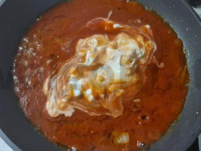 Makaronai-nestai su faršu pomidorų padaže Žingsnis 4