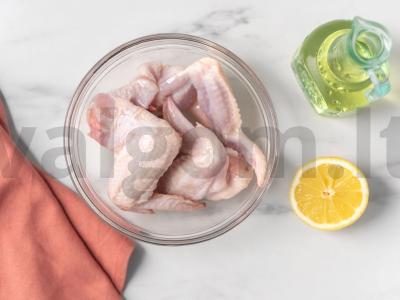 Vištienos sparneliai marinate Žingsnis 2