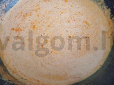 Greito paruošimo makaronai su midijomis ir aštriu grietinėlės padažu Žingsnis 3