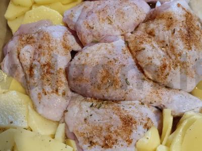 Vištiena su bulvėmis ir grybais vakarienei Žingsnis 2