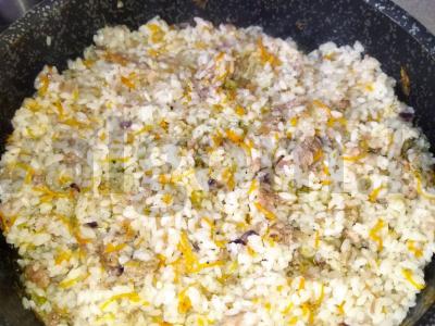 Troškinta mėsa su ryžiais pagrindine nuotrauka