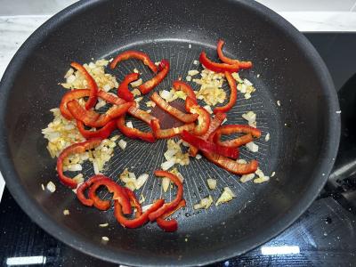 Kalakutų steikai grietinėlės padaže Žingsnis 5