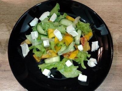 Salotas „Beveik graikiškas“ pagrindine nuotrauka