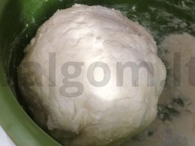 Sausainiai „Trikampiai“ su cukrumi Žingsnis 4