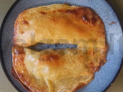 Greiti čeburekai orkaitėje pagrindine nuotrauka