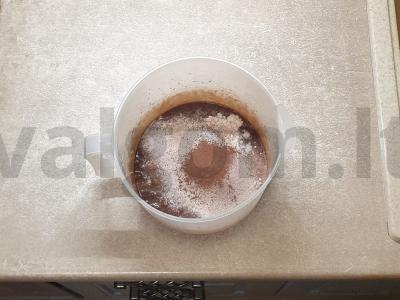 Brownie su švelniu varškės įdaru Žingsnis 5