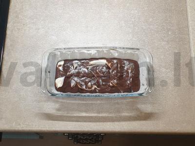 Brownie su švelniu varškės įdaru Žingsnis 8